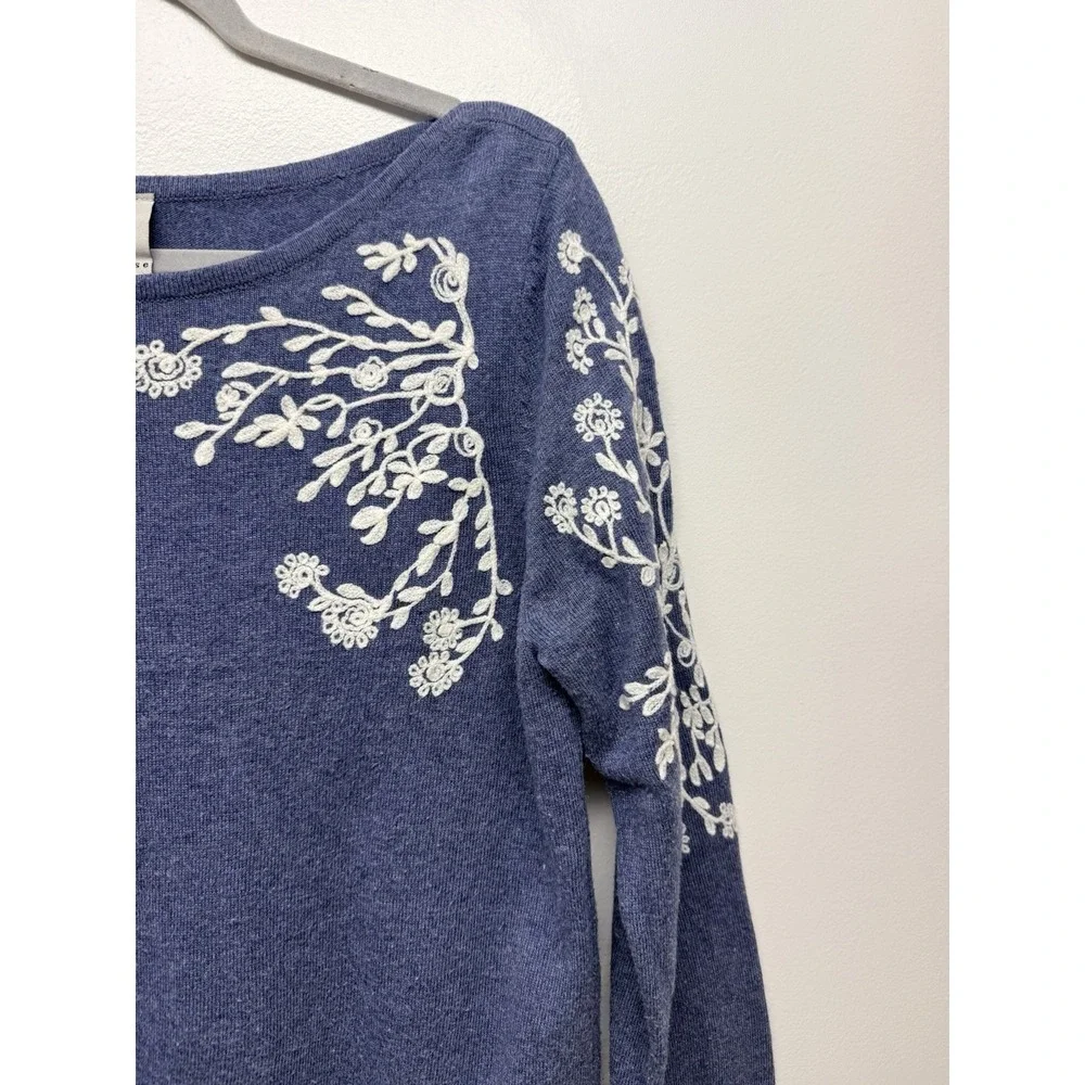 Rain + Rose Sweater Medium Blue‎ Embroidered Floral Angora Blend Boho Top #67